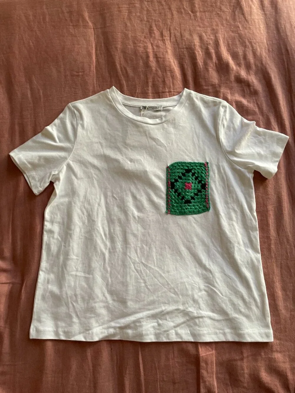 ZARA Hand Made Tarn Pocket White Tee NWT- Size M